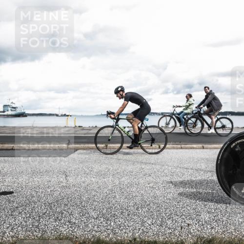 16.08.2026 - KN Förde Triathlon 2026 H.Heesch http://msf.ph/oto/9987552 16.08.2026 13:16:03 Radfahren 517, 525, 527, 571, 734 meine-sportfotos.de
