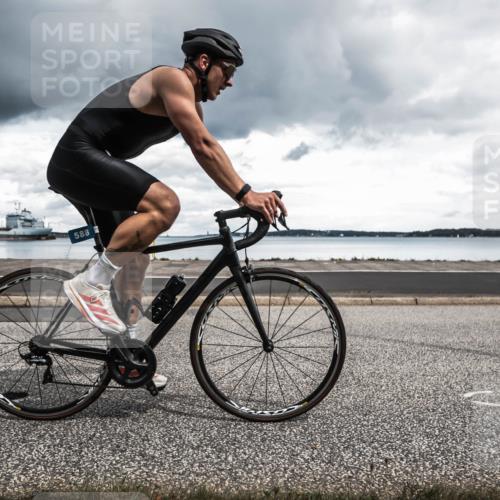 16.08.2026 - KN Förde Triathlon 2026 H.Heesch http://msf.ph/oto/9987715 16.08.2026 13:23:00 Radfahren 550, 739 meine-sportfotos.de