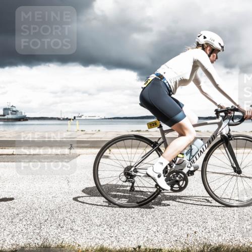 16.08.2026 - KN Förde Triathlon 2026 H.Heesch http://msf.ph/oto/9987780 16.08.2026 13:25:59 Radfahren 726, 731 meine-sportfotos.de