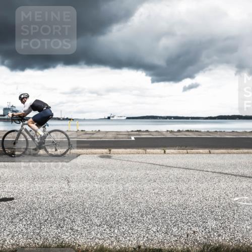 16.08.2026 - KN Förde Triathlon 2026 H.Heesch http://msf.ph/oto/9987797 16.08.2026 13:26:47 Radfahren  meine-sportfotos.de