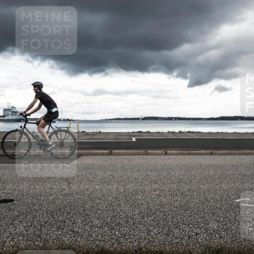 16.08.2026 - KN Förde Triathlon 2026 H.Heesch http://msf.ph/oto/9987820 16.08.2026 13:28:40 Radfahren 591, 602 meine-sportfotos.de