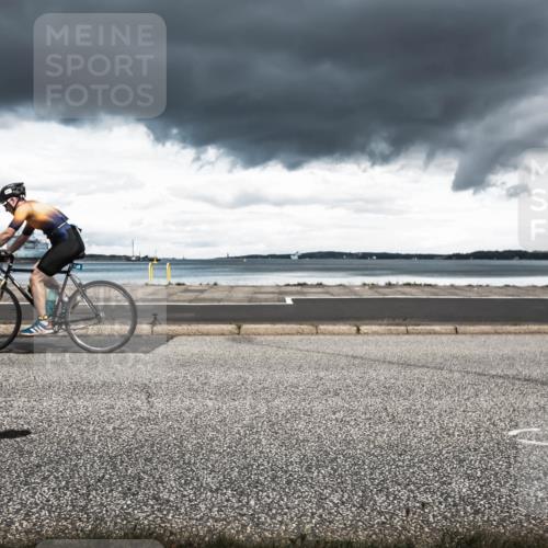 16.08.2026 - KN Förde Triathlon 2026 H.Heesch http://msf.ph/oto/9987839 16.08.2026 13:30:03 Radfahren  meine-sportfotos.de
