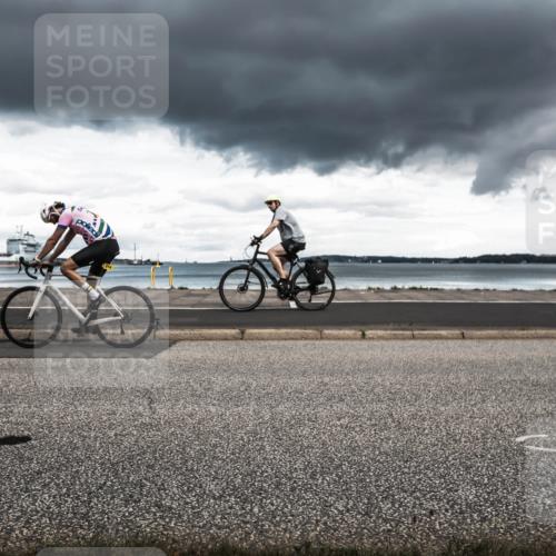 16.08.2026 - KN Förde Triathlon 2026 H.Heesch http://msf.ph/oto/9987843 16.08.2026 13:30:28 Radfahren 718 meine-sportfotos.de