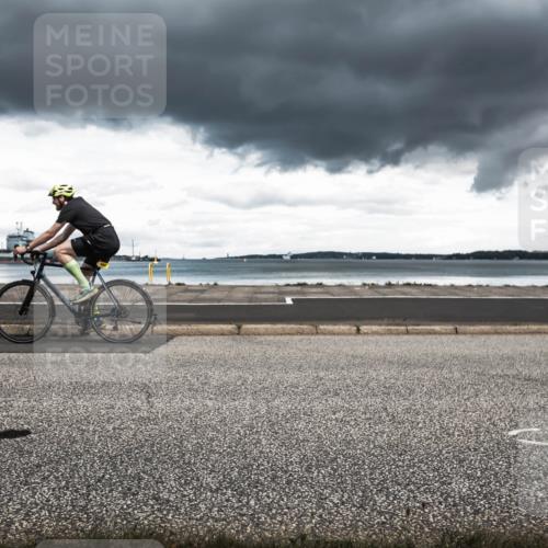 16.08.2026 - KN Förde Triathlon 2026 H.Heesch http://msf.ph/oto/9987844 16.08.2026 13:30:44 Radfahren 704 meine-sportfotos.de