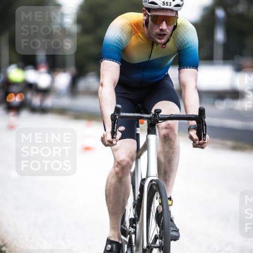 16.08.2026 - KN Förde Triathlon 2026 H.Heesch http://msf.ph/oto/9987962 16.08.2026 13:12:17 Radfahren 523, 542, 553, 568, 701 meine-sportfotos.de