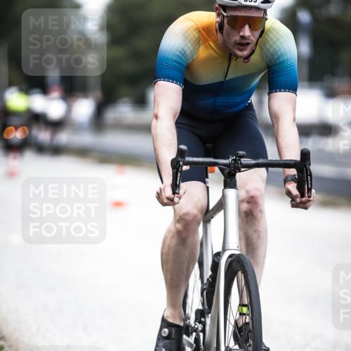 16.08.2026 - KN Förde Triathlon 2026 H.Heesch http://msf.ph/oto/9987963 16.08.2026 13:12:17 Radfahren 523, 542, 553, 568, 701 meine-sportfotos.de