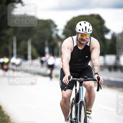 16.08.2026 - KN Förde Triathlon 2026 H.Heesch http://msf.ph/oto/9987975 16.08.2026 13:12:22 Radfahren 596, 701 meine-sportfotos.de