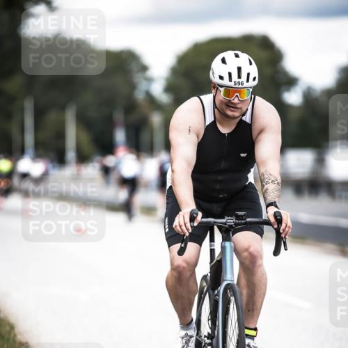 16.08.2026 - KN Förde Triathlon 2026 H.Heesch http://msf.ph/oto/9987976 16.08.2026 13:12:22 Radfahren 596, 701 meine-sportfotos.de