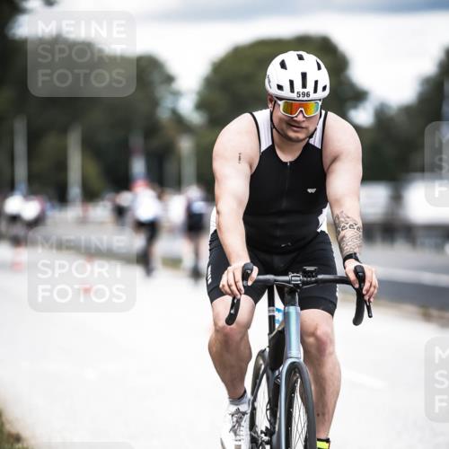 16.08.2026 - KN Förde Triathlon 2026 H.Heesch http://msf.ph/oto/9987977 16.08.2026 13:12:22 Radfahren 596, 701 meine-sportfotos.de