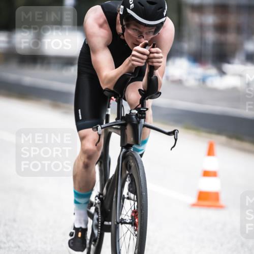 16.08.2026 - KN Förde Triathlon 2026 H.Heesch http://msf.ph/oto/9988000 16.08.2026 13:12:30 Radfahren 502, 531, 550, 719 meine-sportfotos.de