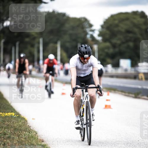 16.08.2026 - KN Förde Triathlon 2026 H.Heesch http://msf.ph/oto/9988069 16.08.2026 13:13:00 Radfahren 549, 556, 588, 601, 606, 733, 734 meine-sportfotos.de