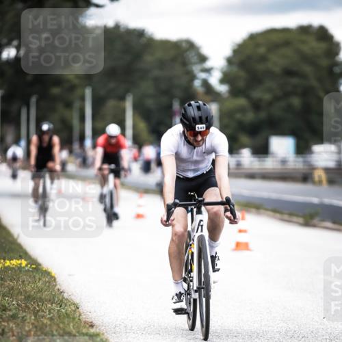 16.08.2026 - KN Förde Triathlon 2026 H.Heesch http://msf.ph/oto/9988070 16.08.2026 13:13:00 Radfahren 549, 556, 588, 601, 606, 733, 734 meine-sportfotos.de