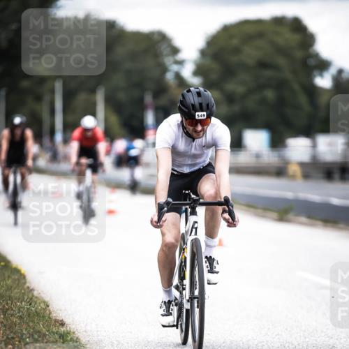 16.08.2026 - KN Förde Triathlon 2026 H.Heesch http://msf.ph/oto/9988073 16.08.2026 13:13:00 Radfahren 549, 556, 588, 601, 606, 733, 734 meine-sportfotos.de