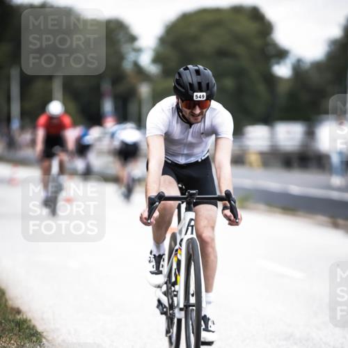 16.08.2026 - KN Förde Triathlon 2026 H.Heesch http://msf.ph/oto/9988077 16.08.2026 13:13:00 Radfahren 549, 556, 588, 601, 606, 733, 734 meine-sportfotos.de