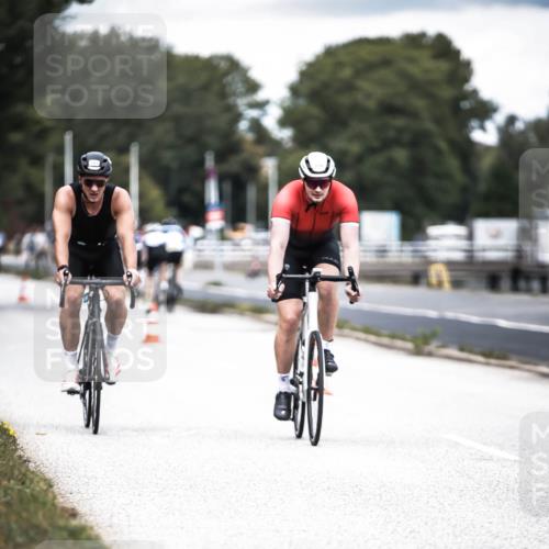 16.08.2026 - KN Förde Triathlon 2026 H.Heesch http://msf.ph/oto/9988082 16.08.2026 13:13:02 Radfahren 549, 556, 588, 601, 606, 733, 734 meine-sportfotos.de