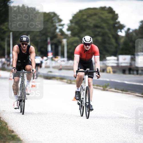 16.08.2026 - KN Förde Triathlon 2026 H.Heesch http://msf.ph/oto/9988086 16.08.2026 13:13:02 Radfahren 549, 556, 588, 601, 606, 733, 734 meine-sportfotos.de