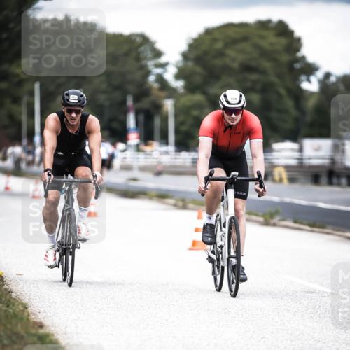 16.08.2026 - KN Förde Triathlon 2026 H.Heesch http://msf.ph/oto/9988087 16.08.2026 13:13:02 Radfahren 549, 556, 588, 601, 606, 733, 734 meine-sportfotos.de