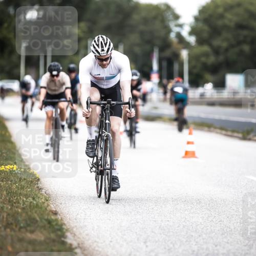 16.08.2026 - KN Förde Triathlon 2026 H.Heesch http://msf.ph/oto/9988102 16.08.2026 13:13:10 Radfahren 532, 534, 544, 706, 730, 742, 747 meine-sportfotos.de