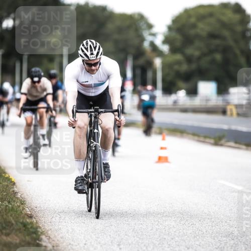 16.08.2026 - KN Förde Triathlon 2026 H.Heesch http://msf.ph/oto/9988106 16.08.2026 13:13:11 Radfahren 532, 534, 544, 706, 730, 742, 747 meine-sportfotos.de