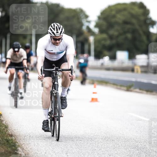 16.08.2026 - KN Förde Triathlon 2026 H.Heesch http://msf.ph/oto/9988108 16.08.2026 13:13:11 Radfahren 532, 534, 544, 706, 730, 742, 747 meine-sportfotos.de