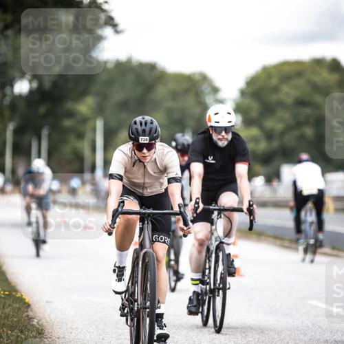 16.08.2026 - KN Förde Triathlon 2026 H.Heesch http://msf.ph/oto/9988120 16.08.2026 13:13:12 Radfahren 532, 534, 539, 544, 706, 730, 742, 747 meine-sportfotos.de