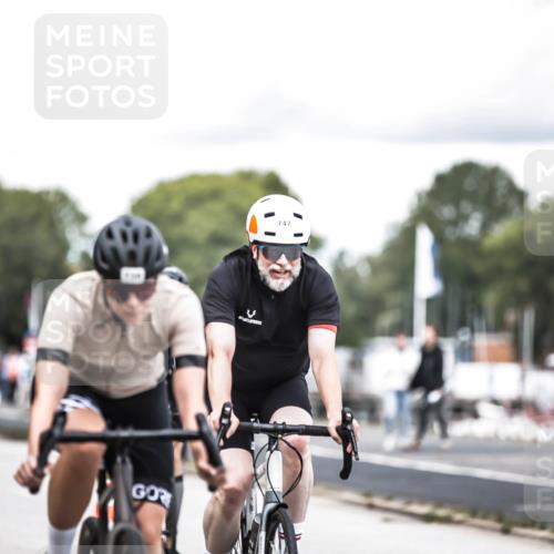 16.08.2026 - KN Förde Triathlon 2026 H.Heesch http://msf.ph/oto/9988128 16.08.2026 13:13:13 Radfahren 532, 534, 539, 544, 706, 721, 730, 742, 747 meine-sportfotos.de