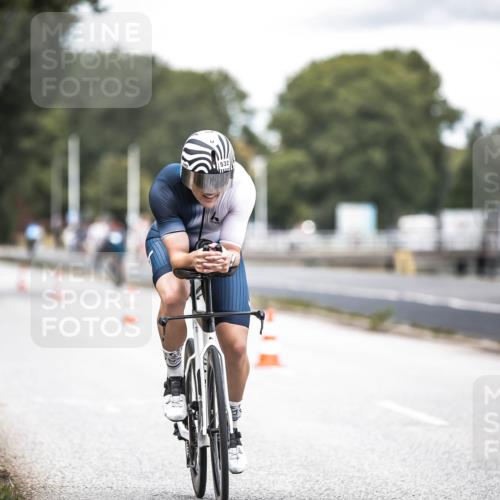 16.08.2026 - KN Förde Triathlon 2026 H.Heesch http://msf.ph/oto/9988136 16.08.2026 13:13:15 Radfahren 532, 539, 544, 706, 721, 730, 742, 747 meine-sportfotos.de