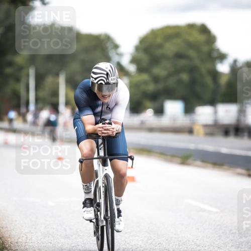 16.08.2026 - KN Förde Triathlon 2026 H.Heesch http://msf.ph/oto/9988137 16.08.2026 13:13:15 Radfahren 532, 539, 544, 706, 721, 730, 742, 747 meine-sportfotos.de