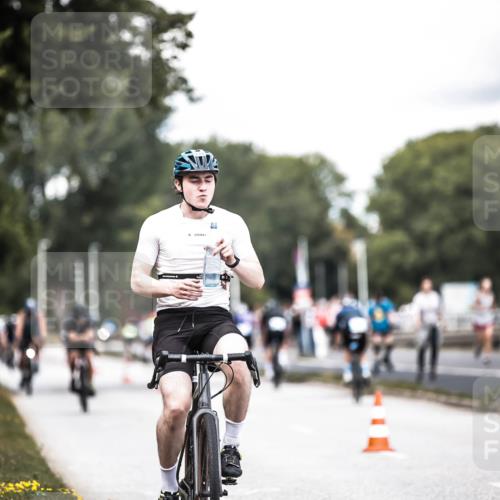 16.08.2026 - KN Förde Triathlon 2026 H.Heesch http://msf.ph/oto/9988167 16.08.2026 13:13:33 Radfahren 517, 538, 717, 736 meine-sportfotos.de