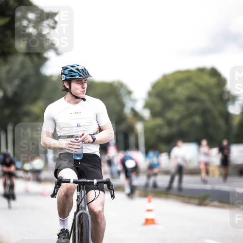 16.08.2026 - KN Förde Triathlon 2026 H.Heesch http://msf.ph/oto/9988173 16.08.2026 13:13:33 Radfahren 517, 538, 717, 736 meine-sportfotos.de
