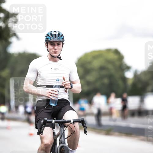 16.08.2026 - KN Förde Triathlon 2026 H.Heesch http://msf.ph/oto/9988180 16.08.2026 13:13:34 Radfahren 517, 538, 717, 736 meine-sportfotos.de