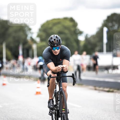 16.08.2026 - KN Förde Triathlon 2026 H.Heesch http://msf.ph/oto/9988188 16.08.2026 13:13:37 Radfahren 506, 517, 538 meine-sportfotos.de