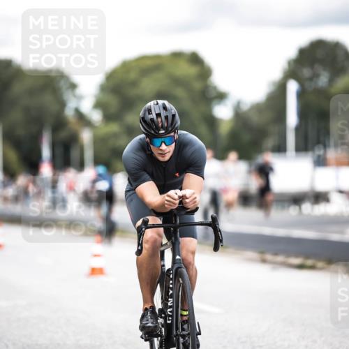 16.08.2026 - KN Förde Triathlon 2026 H.Heesch http://msf.ph/oto/9988189 16.08.2026 13:13:37 Radfahren 506, 517, 538 meine-sportfotos.de