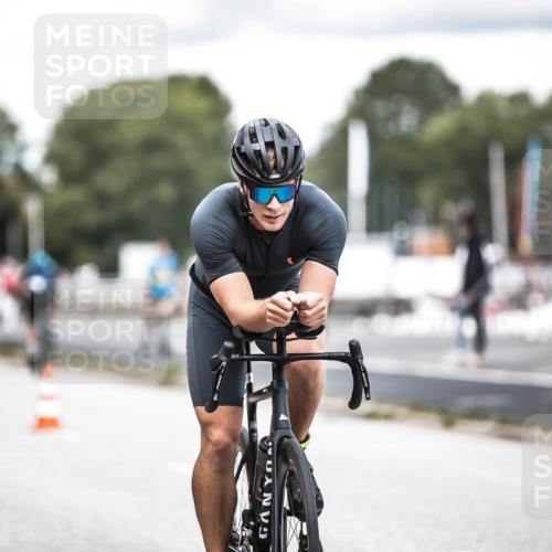 16.08.2026 - KN Förde Triathlon 2026 H.Heesch http://msf.ph/oto/9988193 16.08.2026 13:13:37 Radfahren 506, 517, 538 meine-sportfotos.de