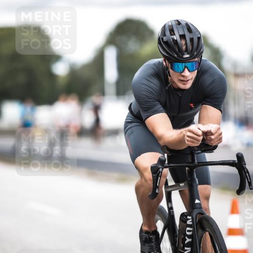 16.08.2026 - KN Förde Triathlon 2026 H.Heesch http://msf.ph/oto/9988199 16.08.2026 13:13:37 Radfahren 506, 517, 538 meine-sportfotos.de
