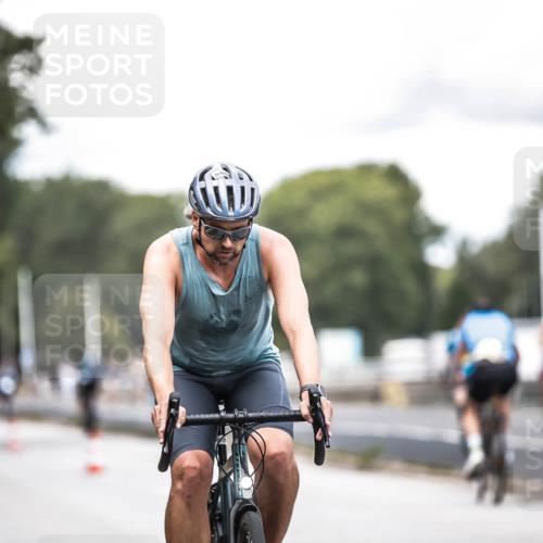 16.08.2026 - KN Förde Triathlon 2026 H.Heesch http://msf.ph/oto/9988208 16.08.2026 13:13:40 Radfahren 506, 577 meine-sportfotos.de