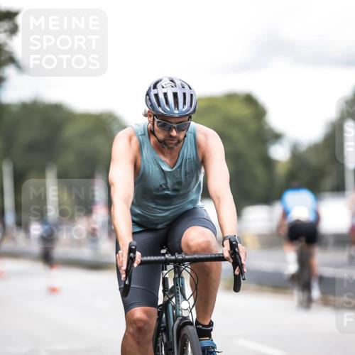 16.08.2026 - KN Förde Triathlon 2026 H.Heesch http://msf.ph/oto/9988211 16.08.2026 13:13:41 Radfahren 506, 577 meine-sportfotos.de
