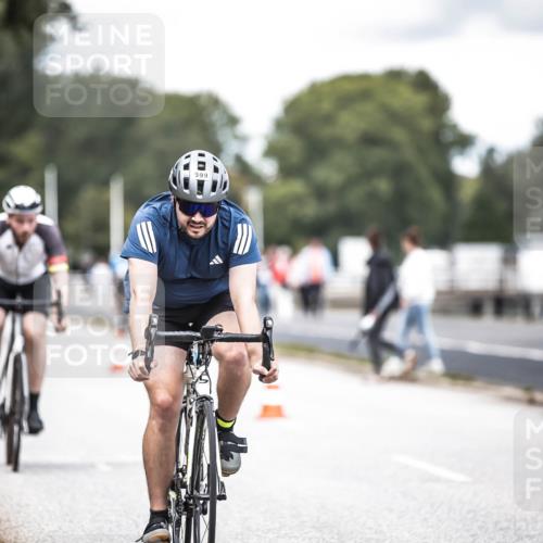 16.08.2026 - KN Förde Triathlon 2026 H.Heesch http://msf.ph/oto/9988232 16.08.2026 13:13:48 Radfahren 567, 571, 577, 585, 599, 608, 703 meine-sportfotos.de