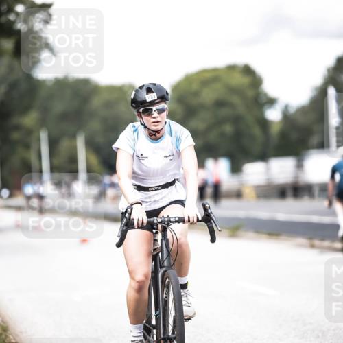 16.08.2026 - KN Förde Triathlon 2026 H.Heesch http://msf.ph/oto/9988264 16.08.2026 13:13:54 Radfahren 511, 535, 567, 585, 608, 731 meine-sportfotos.de