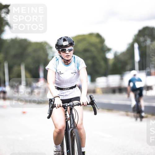 16.08.2026 - KN Förde Triathlon 2026 H.Heesch http://msf.ph/oto/9988267 16.08.2026 13:13:54 Radfahren 511, 535, 567, 585, 608, 731 meine-sportfotos.de