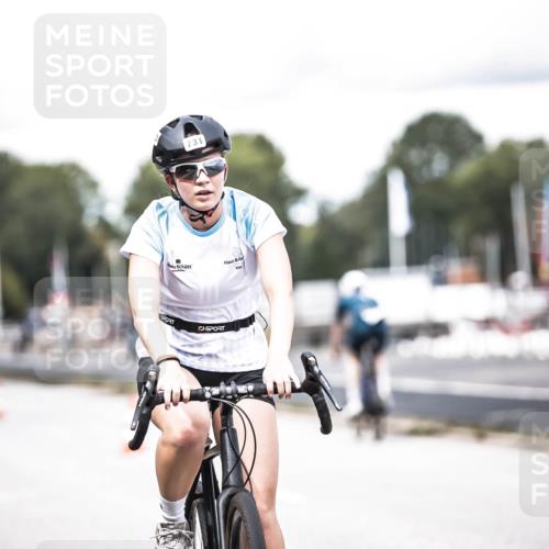 16.08.2026 - KN Förde Triathlon 2026 H.Heesch http://msf.ph/oto/9988271 16.08.2026 13:13:54 Radfahren 511, 535, 567, 585, 608, 731 meine-sportfotos.de