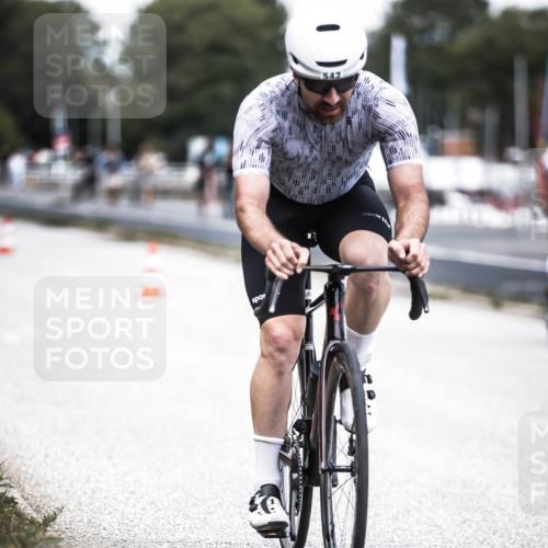 16.08.2026 - KN Förde Triathlon 2026 H.Heesch http://msf.ph/oto/9988287 16.08.2026 13:14:10 Radfahren 509, 530, 545 meine-sportfotos.de