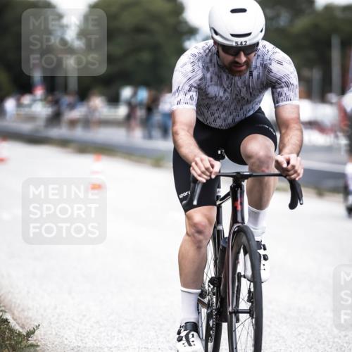 16.08.2026 - KN Förde Triathlon 2026 H.Heesch http://msf.ph/oto/9988288 16.08.2026 13:14:10 Radfahren 509, 530, 545 meine-sportfotos.de