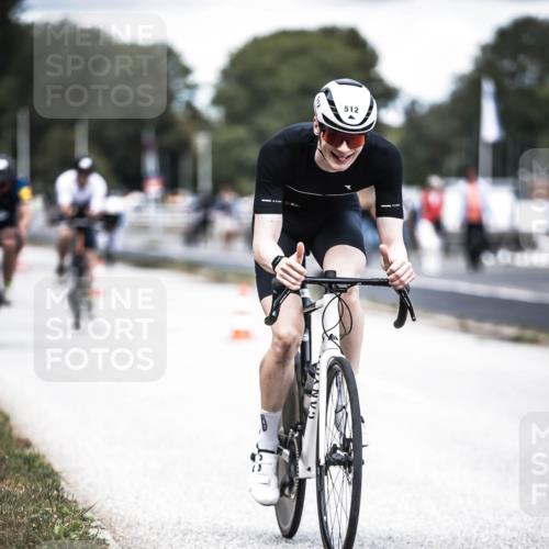 16.08.2026 - KN Förde Triathlon 2026 H.Heesch http://msf.ph/oto/9988297 16.08.2026 13:14:15 Radfahren 509, 530, 540, 548, 604, 611 meine-sportfotos.de