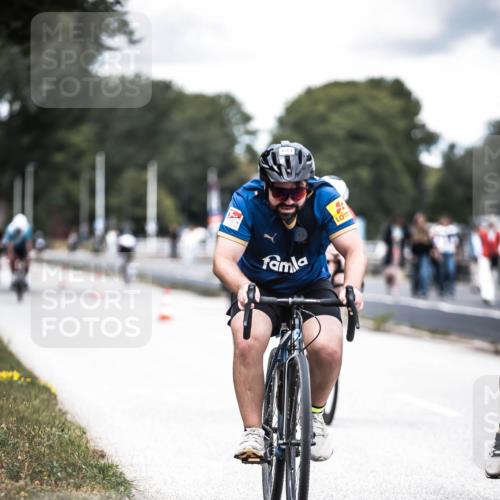 16.08.2026 - KN Förde Triathlon 2026 H.Heesch http://msf.ph/oto/9988312 16.08.2026 13:14:17 Radfahren 530, 540, 548, 604, 611, 705 meine-sportfotos.de