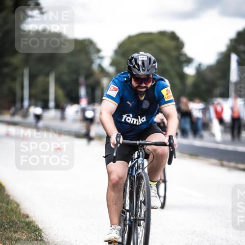 16.08.2026 - KN Förde Triathlon 2026 H.Heesch http://msf.ph/oto/9988315 16.08.2026 13:14:17 Radfahren 530, 540, 548, 604, 611, 705 meine-sportfotos.de