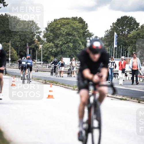 16.08.2026 - KN Förde Triathlon 2026 H.Heesch http://msf.ph/oto/9988347 16.08.2026 13:14:23 Radfahren 540, 546, 555, 561, 568, 610, 705, 740 meine-sportfotos.de