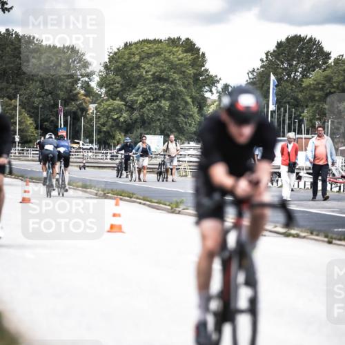 16.08.2026 - KN Förde Triathlon 2026 H.Heesch http://msf.ph/oto/9988348 16.08.2026 13:14:23 Radfahren 540, 546, 555, 561, 568, 610, 705, 740 meine-sportfotos.de
