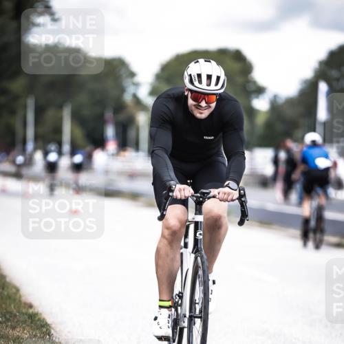 16.08.2026 - KN Förde Triathlon 2026 H.Heesch http://msf.ph/oto/9988365 16.08.2026 13:14:25 Radfahren 546, 555, 561, 568, 610, 705, 740 meine-sportfotos.de