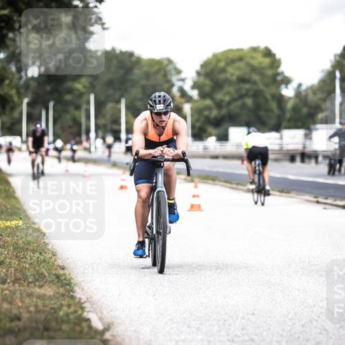 16.08.2026 - KN Förde Triathlon 2026 H.Heesch http://msf.ph/oto/9988414 16.08.2026 13:14:50 Radfahren 513, 550 meine-sportfotos.de